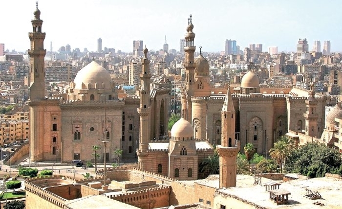عز الدّين المدني: علماء تونسيون في مجمع اللّغة العربيّة بالقاهرة عز الدّين المدني: علماء تونسيون في مجمع اللّغة العربيّة بالقاهرة